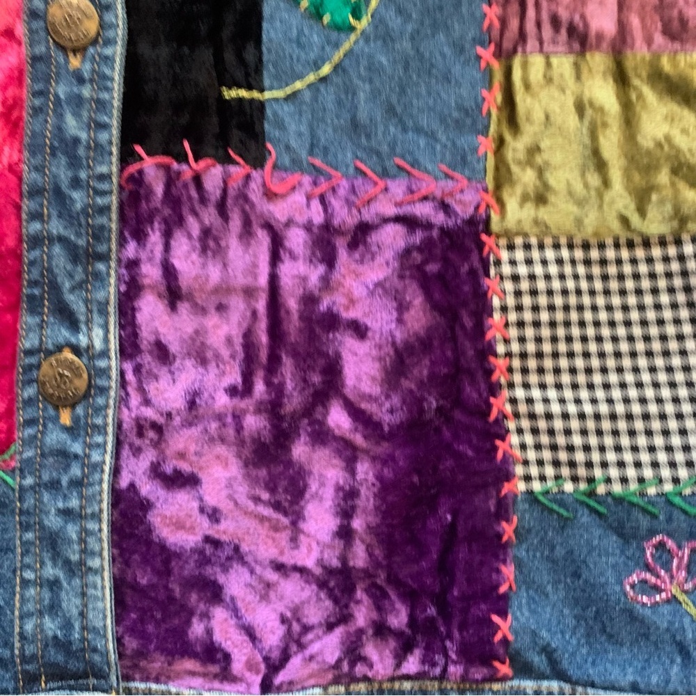 Vintage Susan Bristol Patchwork Denim Vest Embroidered Velvet Floral Size L - Picture 5 of 12